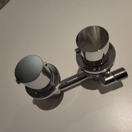 Blande batteri for Vikingbad Sofia med en utgang. Send oss gjerne en mail med bilde av d